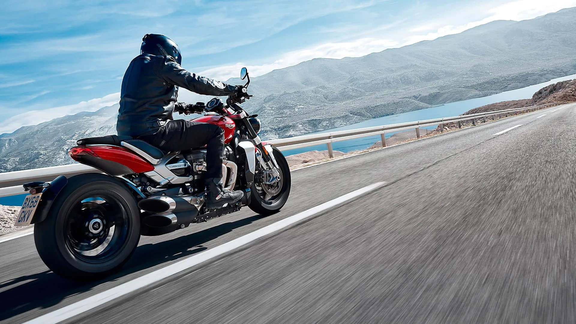 2500 cc bike top